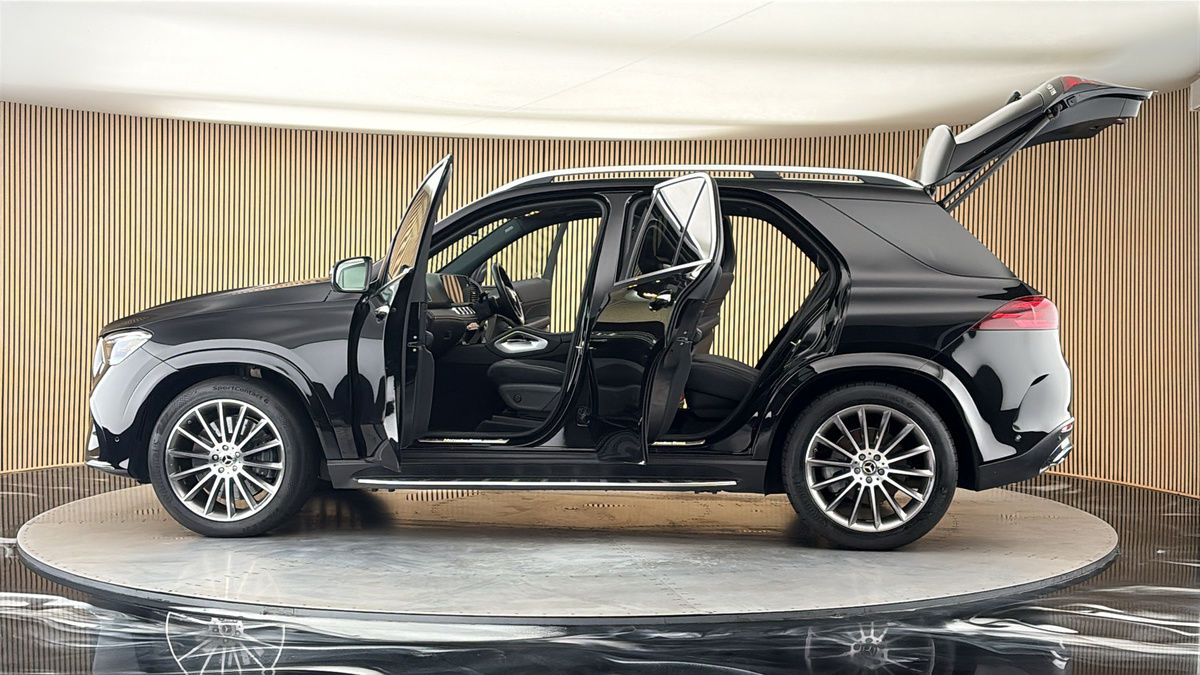 More views of Mercedes-Benz GLE