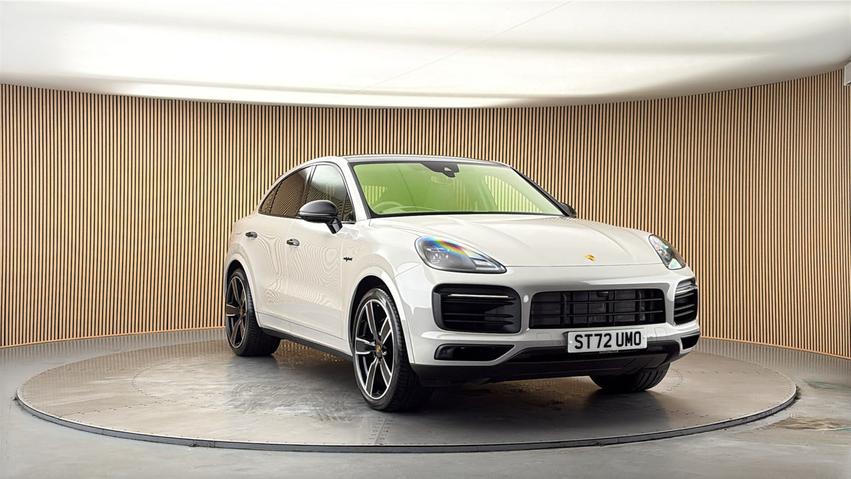 More views of Porsche Cayenne