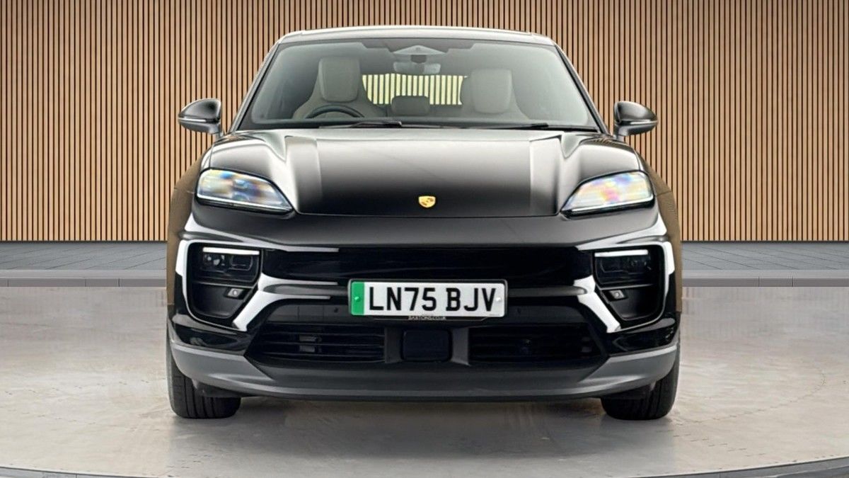 Porsche Macan Image 3