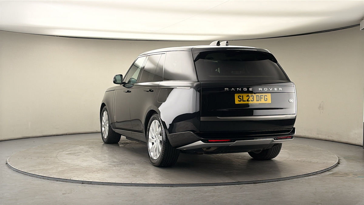 More views of Land Rover Range Rover