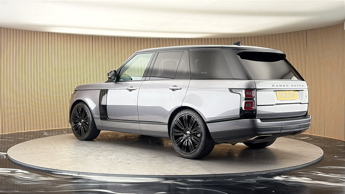 More views of Land Rover Range Rover