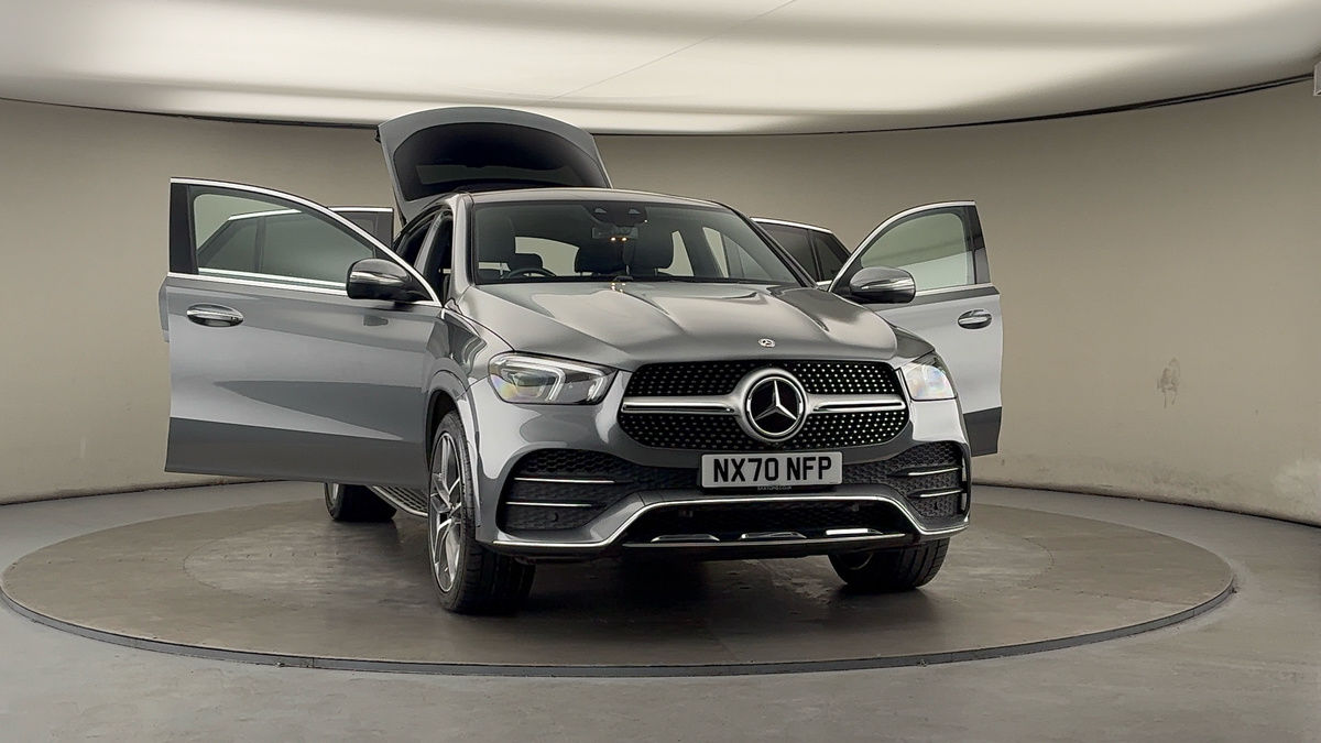 More views of Mercedes-Benz GLE