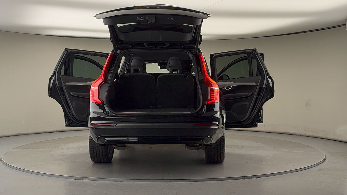 More views of Volvo XC90