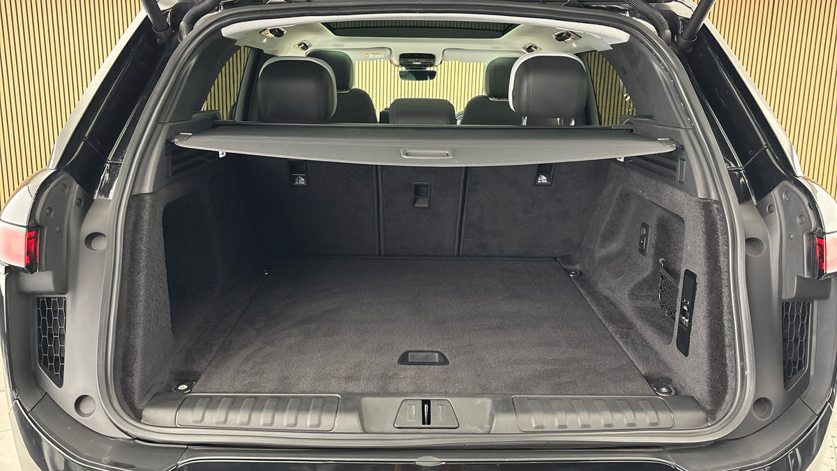 Land Rover Range Rover Sport Image 11