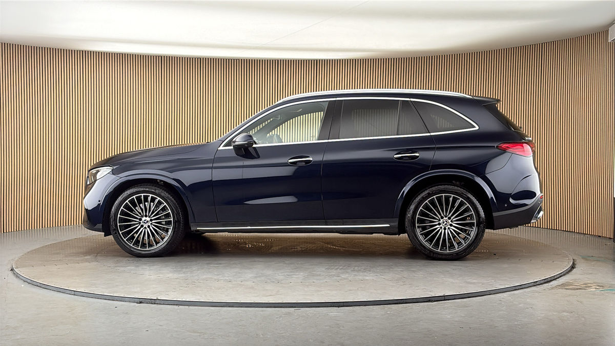More views of Mercedes-Benz GLC