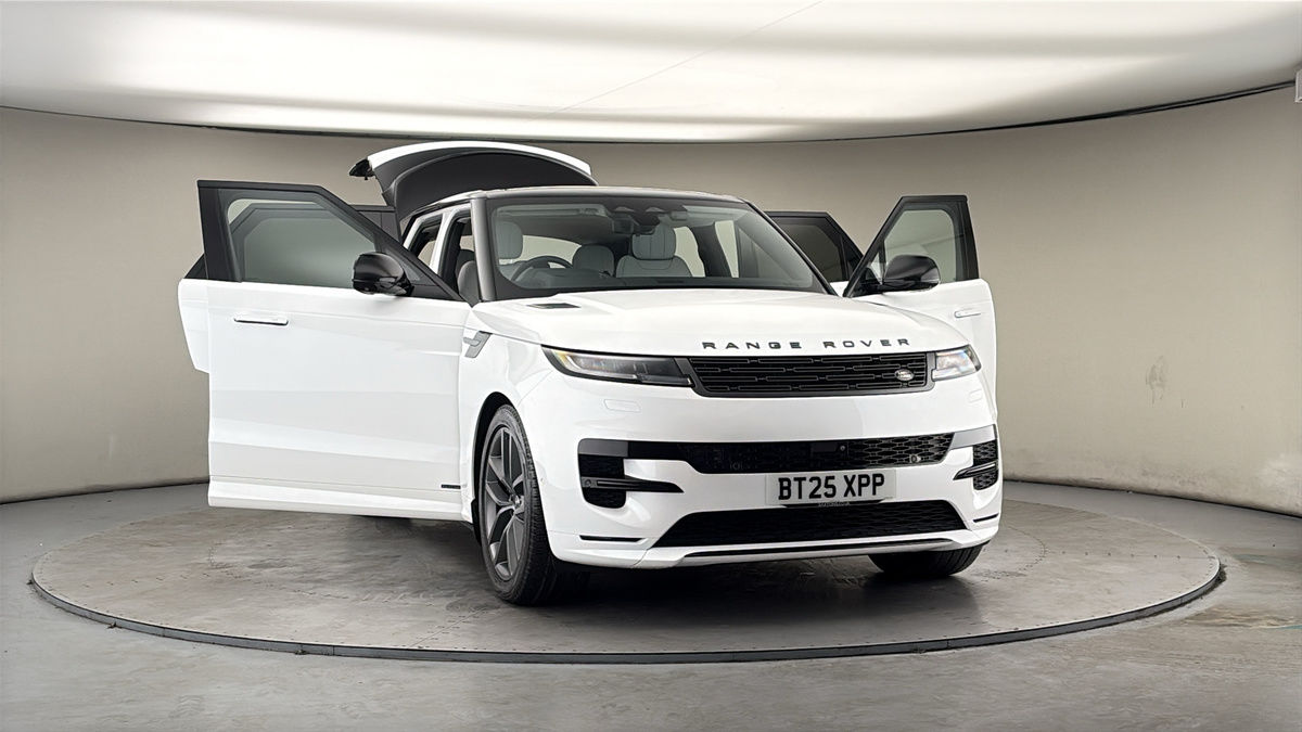 More views of Land Rover Range Rover Sport