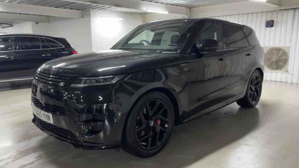 More views of Land Rover Range Rover Sport