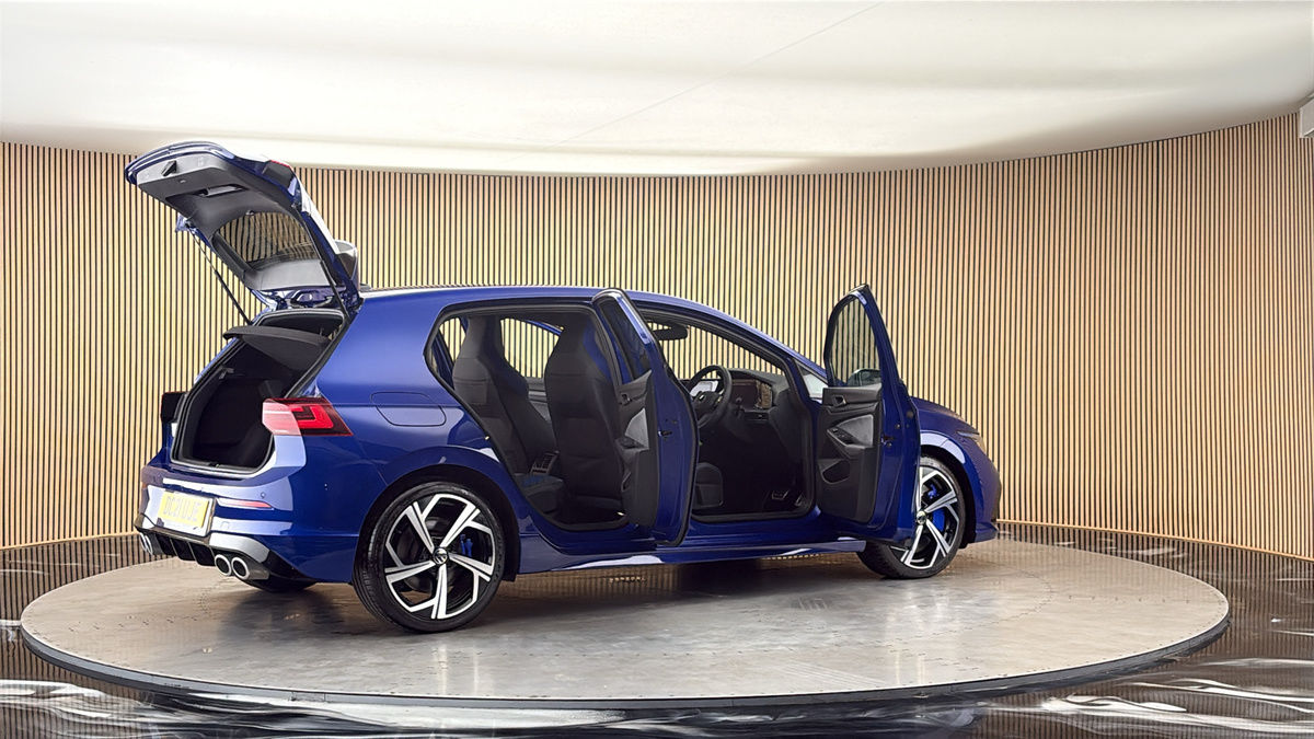 More views of Volkswagen Golf