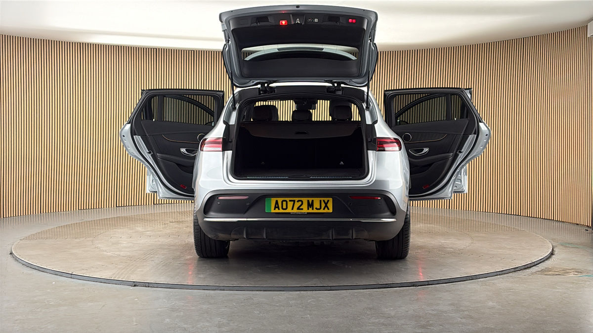 More views of Mercedes-Benz EQC