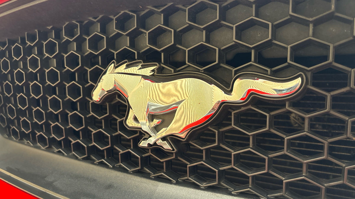 Ford Mustang Image 24