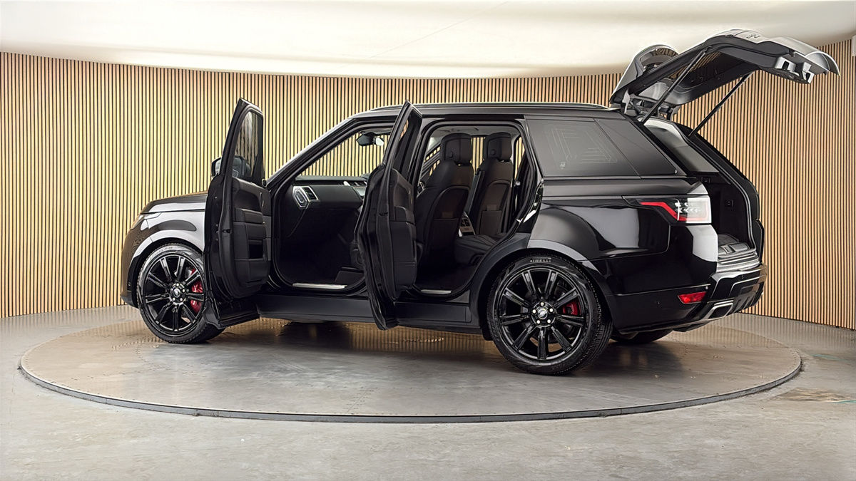 More views of Land Rover Range Rover Sport