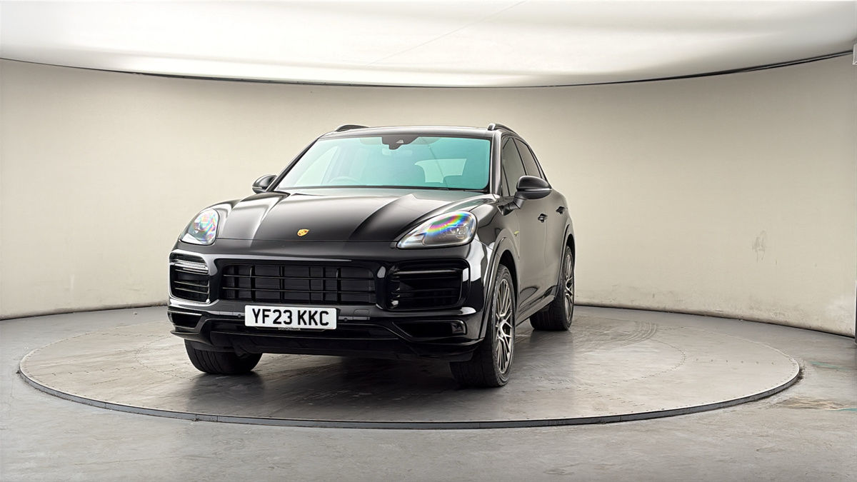 More views of Porsche Cayenne
