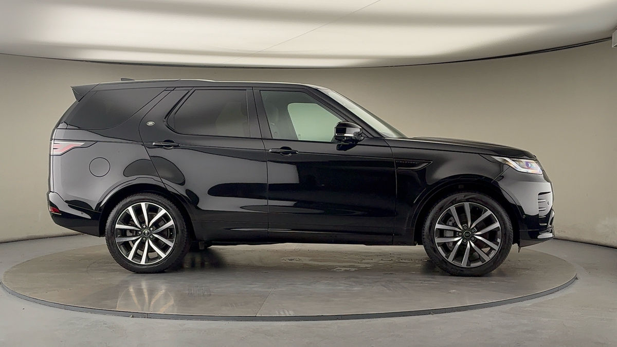 More views of Land Rover Discovery