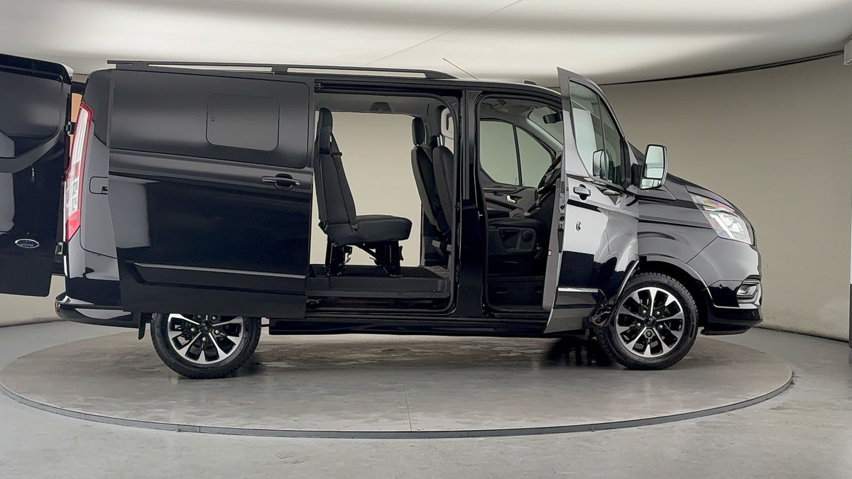 More views of Ford Transit Custom