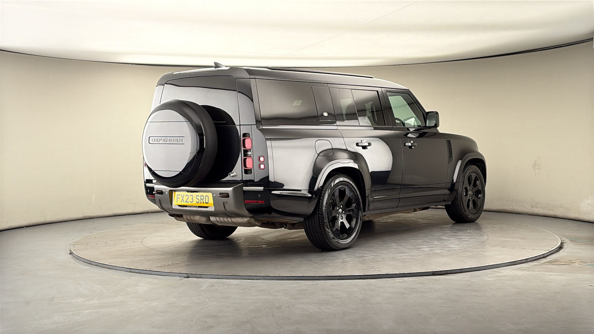 More views of Land Rover Defender 130