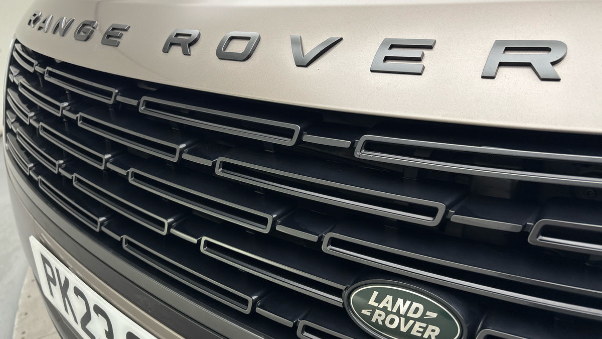 Land Rover Range Rover Image 24