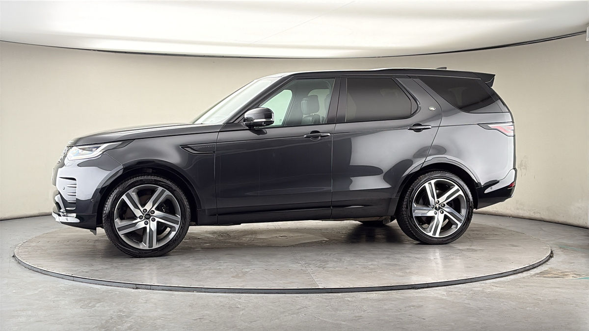 More views of Land Rover Discovery
