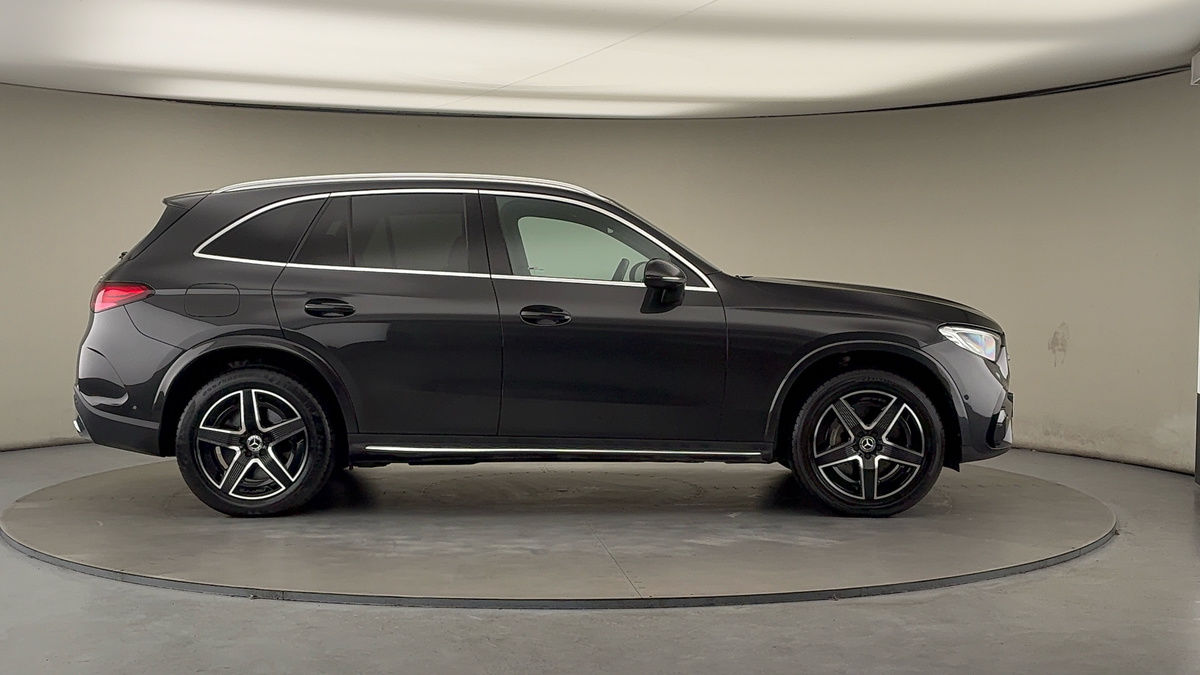 Mercedes-Benz GLC Image 16