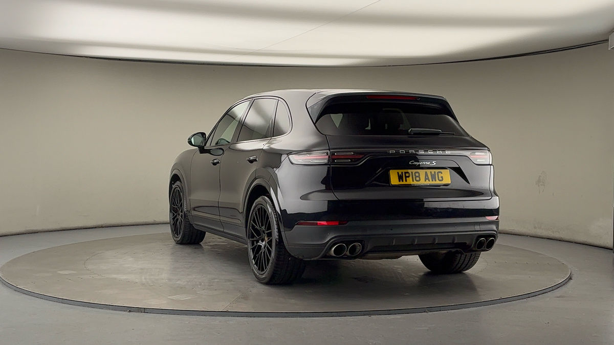 More views of Porsche Cayenne