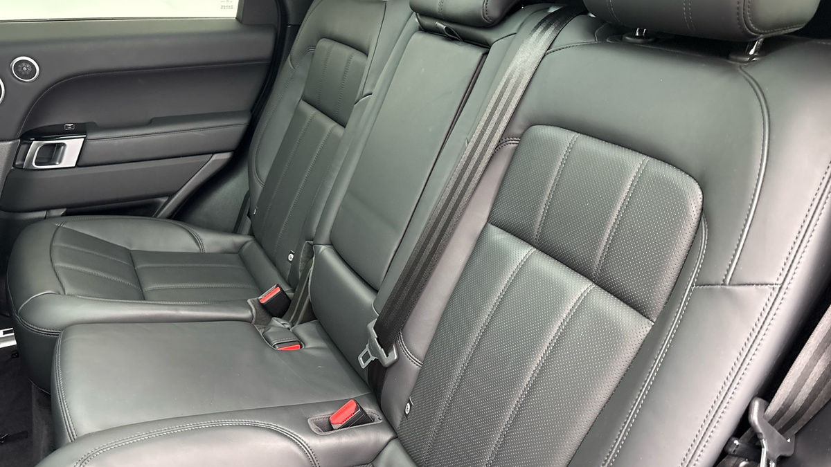 Land Rover Range Rover Sport Image 8