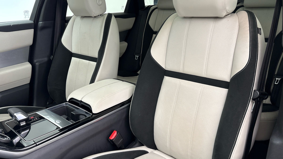 Land Rover Range Rover Velar Image 7