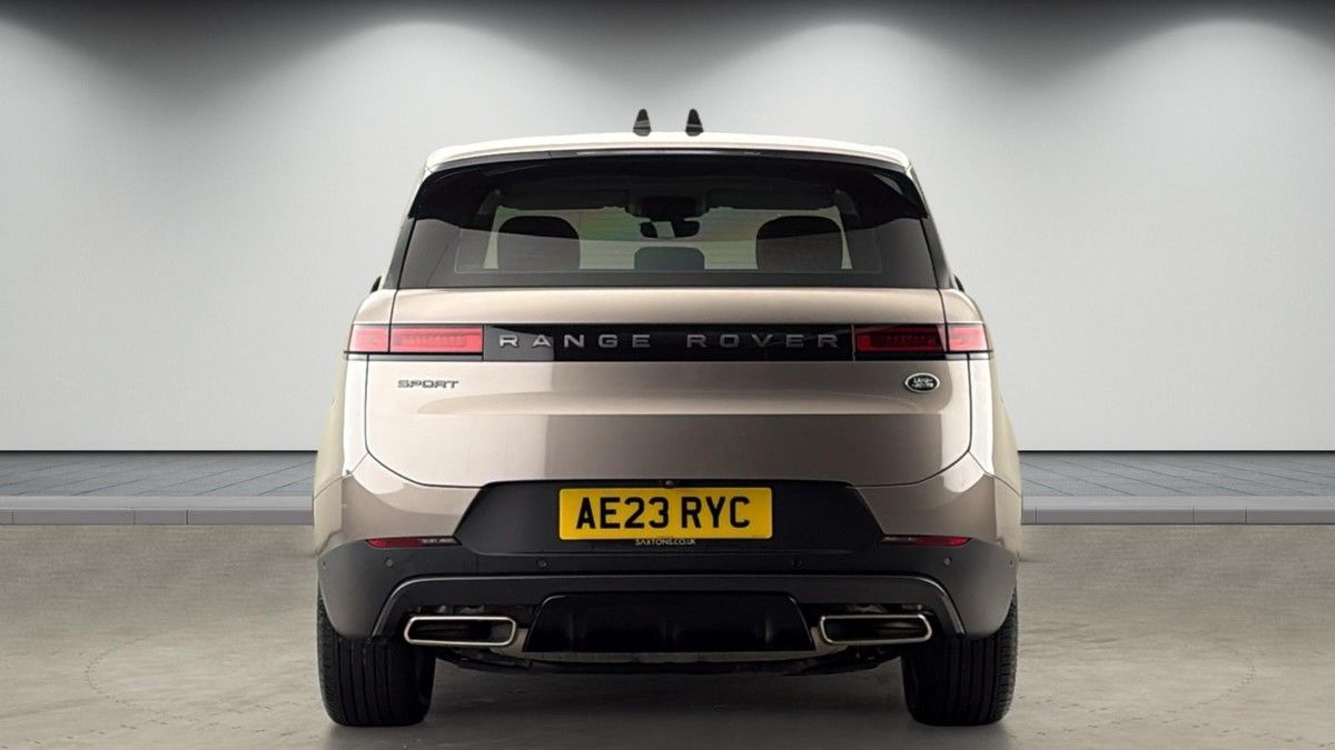 Land Rover Range Rover Sport Image 4