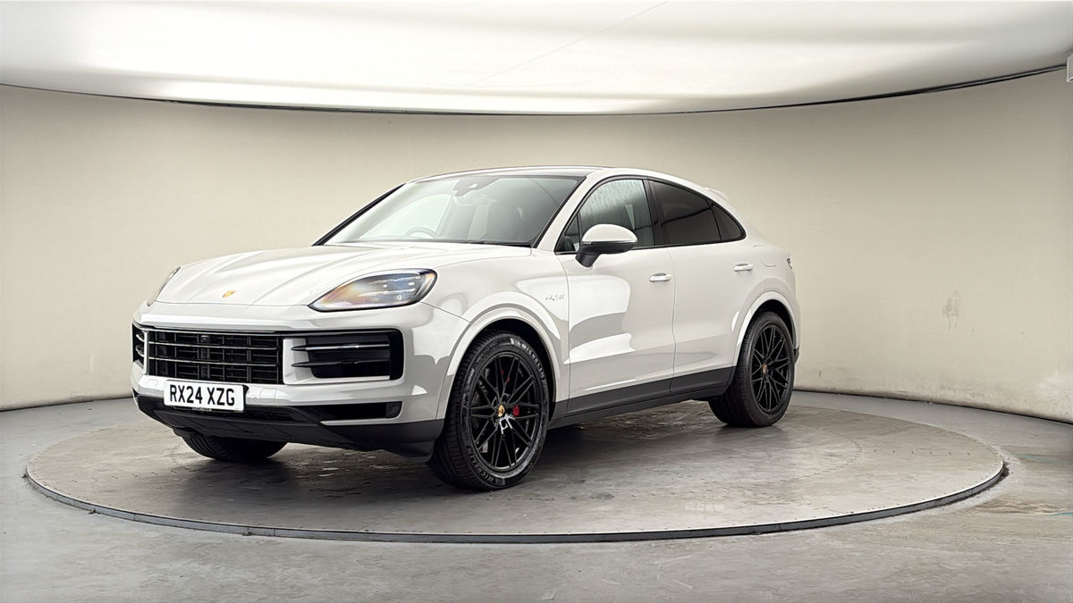 More views of Porsche Cayenne