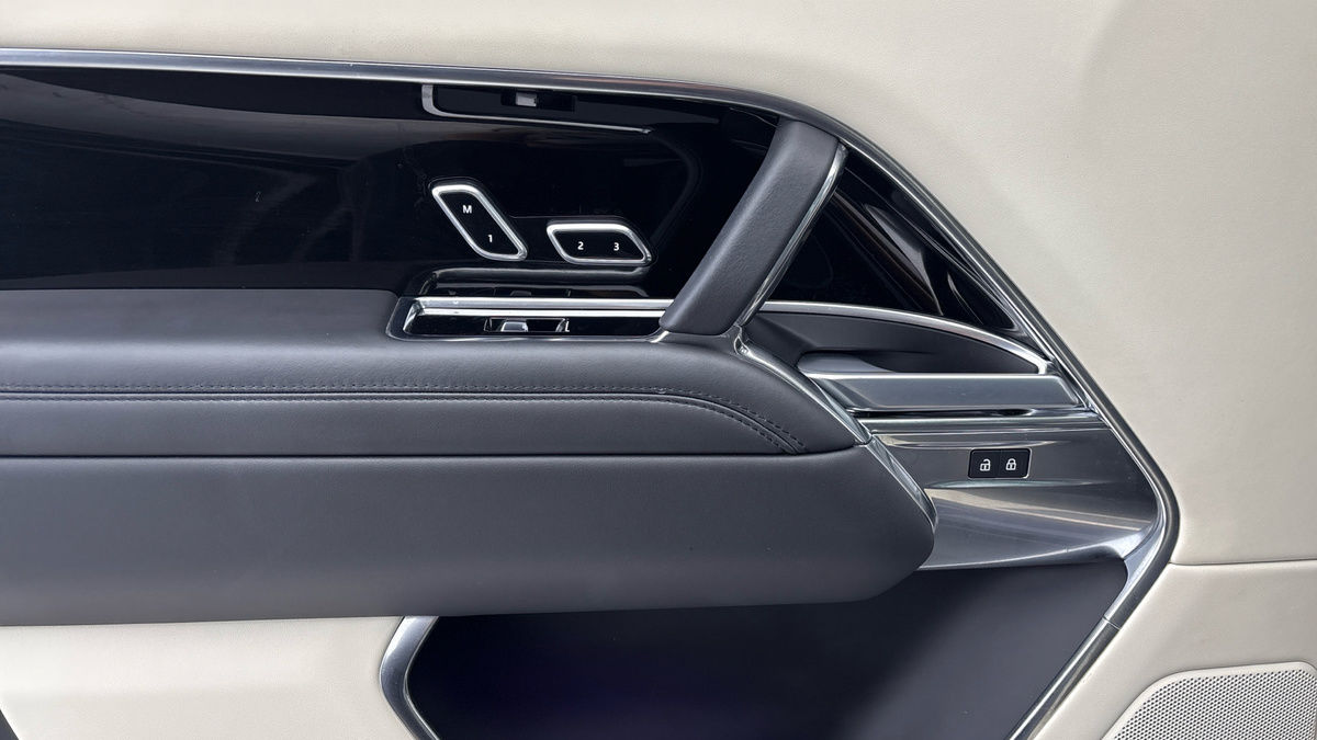 Land Rover Range Rover Image 19