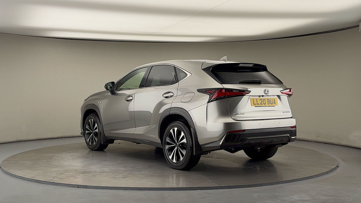 Lexus NX Image 2