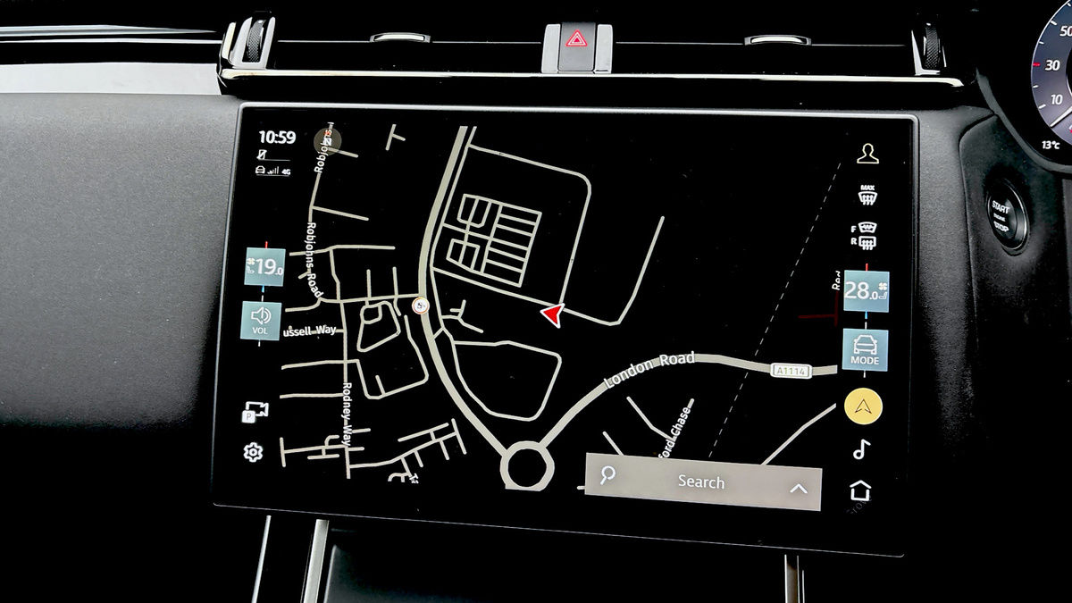 Land Rover Range Rover Velar Image 17