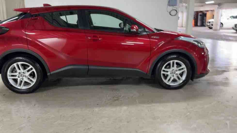 More views of Toyota C-HR