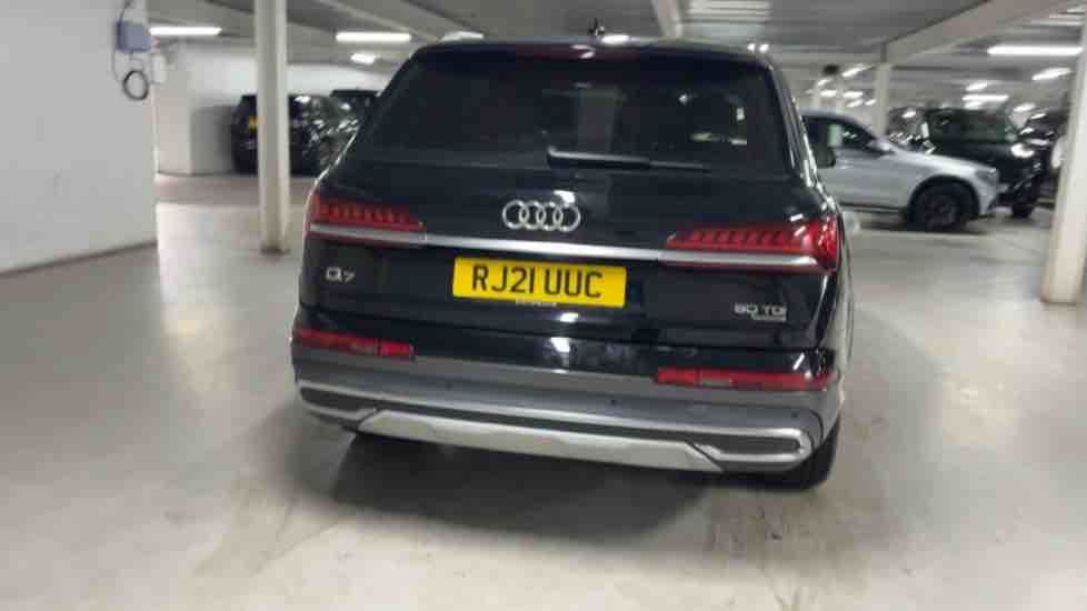 More views of Audi Q7