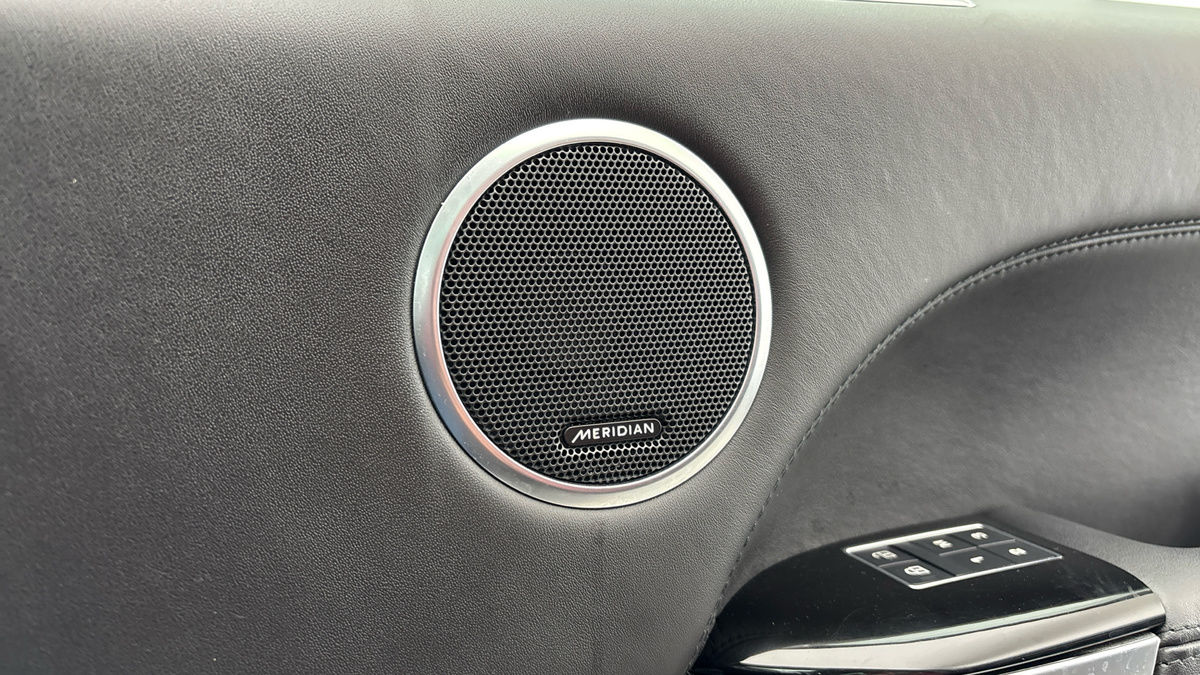 Land Rover Range Rover Sport Image 25