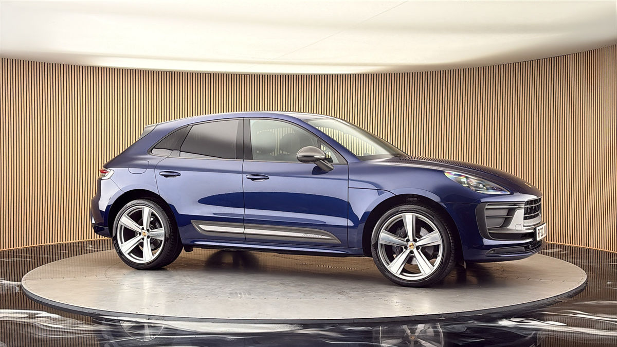More views of Porsche Macan