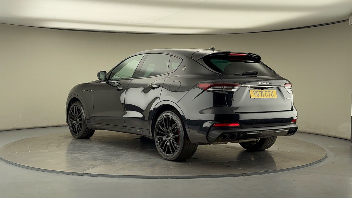 Maserati Levante Image 2