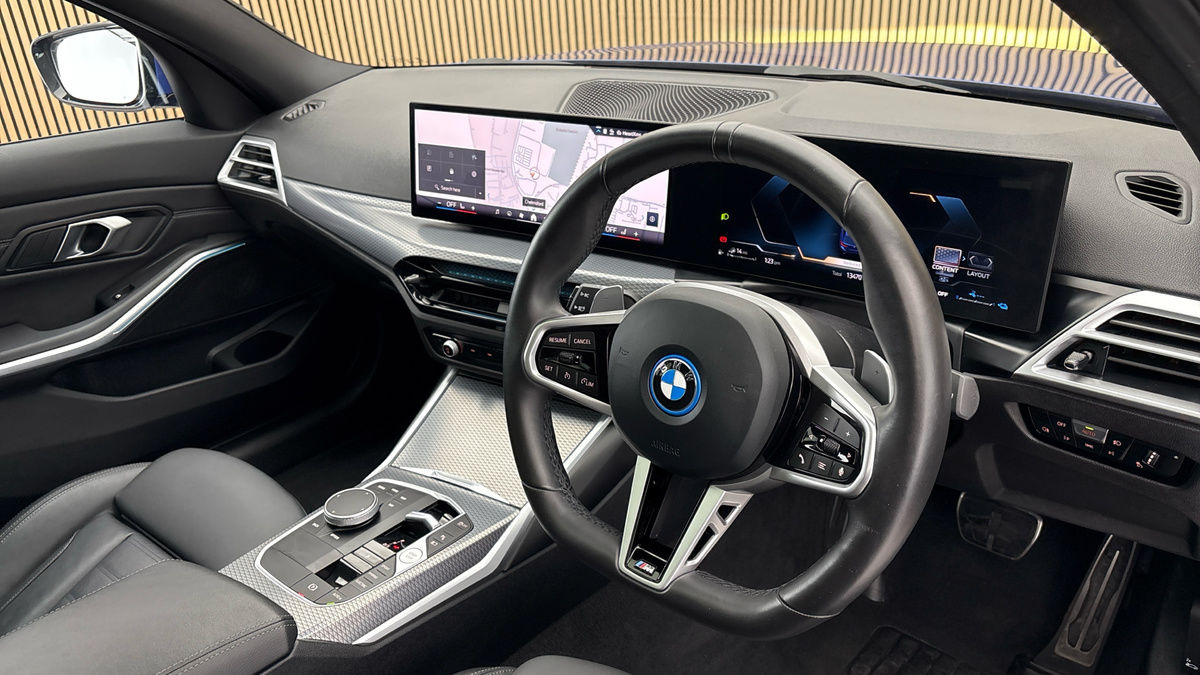 BMW 3 Series Image 5
