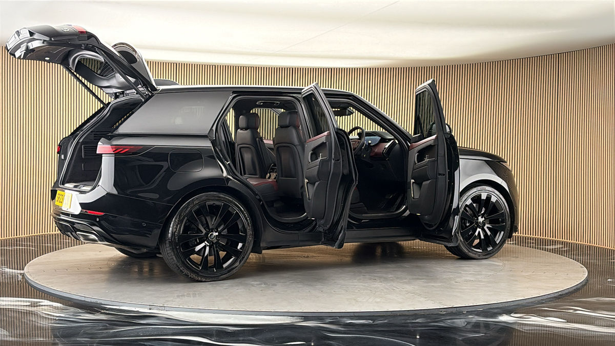 More views of Land Rover Range Rover Sport