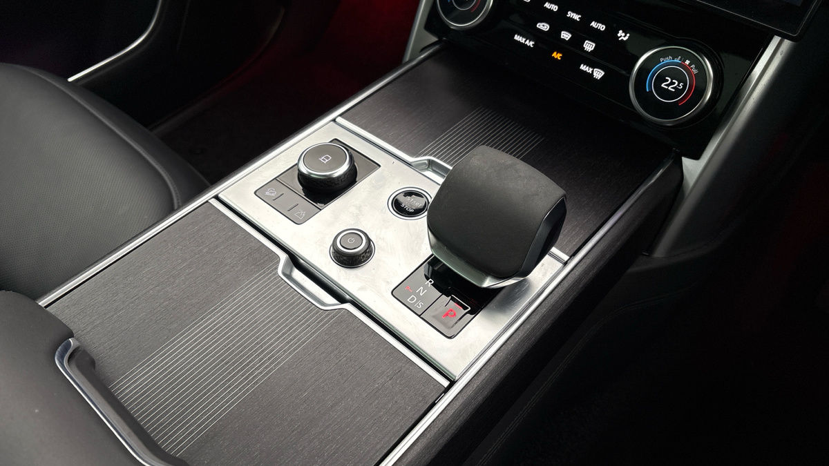 Land Rover Range Rover Image 18