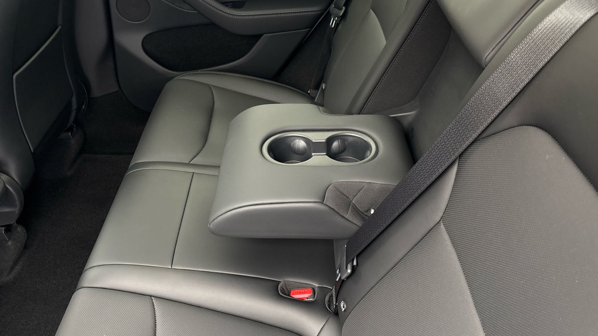 Tesla Model Y Image 9