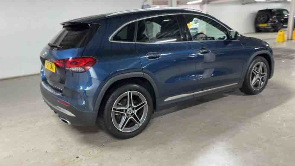 More views of Mercedes-Benz GLA