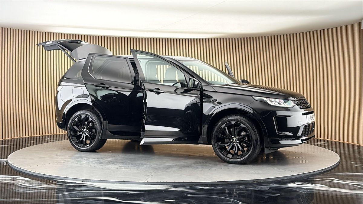 More views of Land Rover Discovery Sport