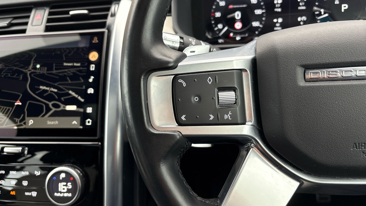 Land Rover Discovery Image 13