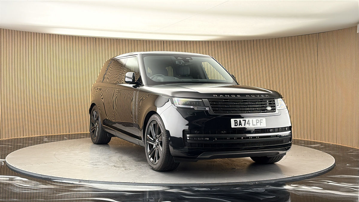 More views of Land Rover Range Rover