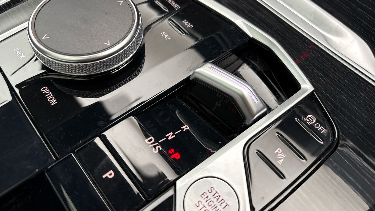 BMW X7 Image 32
