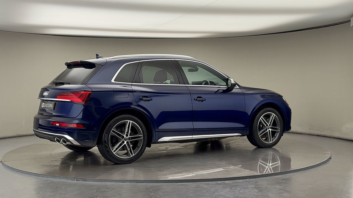 More views of Audi SQ5