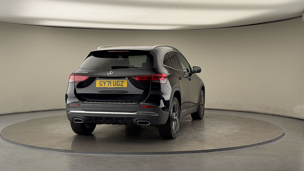 More views of Mercedes-Benz GLA