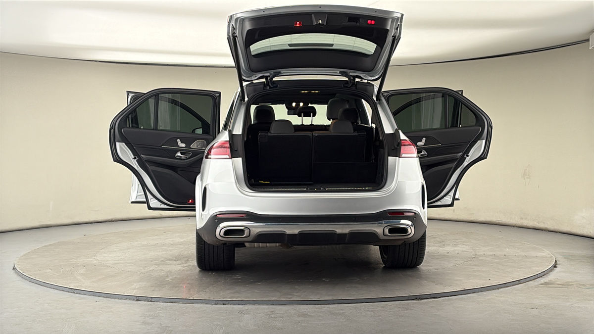 More views of Mercedes-Benz GLE