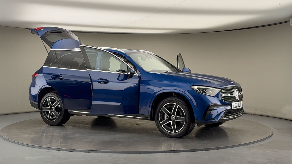 More views of Mercedes-Benz GLC