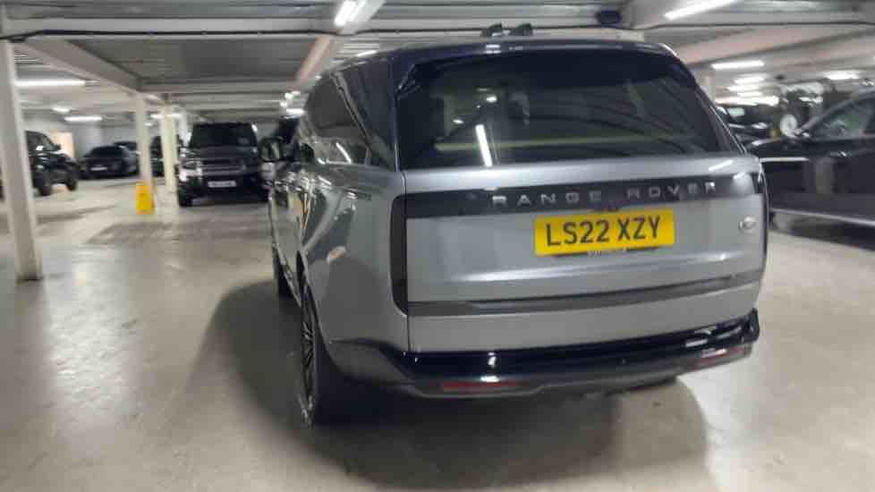 More views of Land Rover Range Rover