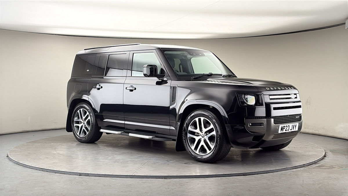 More views of Land Rover Defender 110